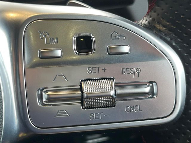 ���f�B�X�g���j�b�N�v���X:�s�s�A�x�O�A�������H�Ȃǂ̑��s���ɁA�X�e���I�}���`�p�[�p�X�J�����ƃ��[�_�[�Z���T�[�ɂ��A�O���Ԃ�F�����đ��x�ɉ������Ԋԋ������ێ����鎟����̃N���R��!