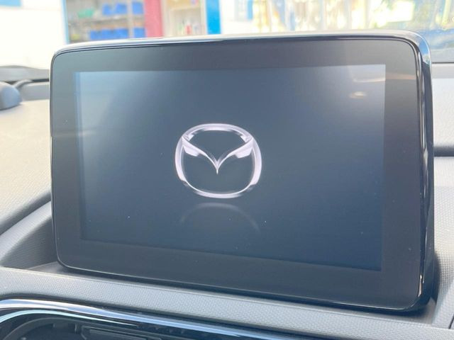 �y�����i�r�z�l�C�̏����i�r�𑕔����Ă���܂��B�i�r�̎g���₷���͂������A�I�[�f�B�I�@�\���[��!�L�����v�◷�s�͂������A�ʋ΂┃�����ȂǕ��i�̃h���C�u���y�����Ȃ�͂���