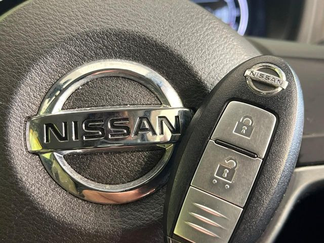 �y�C���e���W�F���g�L�[�z�J�o����|�P�b�g�ɓ��ꂽ�܂܂ł��h�A�̎{���E�������\�ȃX�}�[�g�L�[�𑕔��B�G���W���̃I���E�I�t�����J�M�����o���K�v����������Ƃ��Ă��֗��ł���