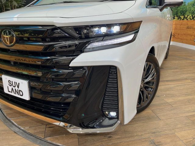 �y�O��LED�w�b�h���C�g�z�X�^�C���b�V���Ȍ����ڂ̎O��LED�w�b�h���C�g�𑕔���X�^�C�������łȂ��A��Ԃ̑��s�����E�ǍD�ň��S���Ă���肢�������܂��B