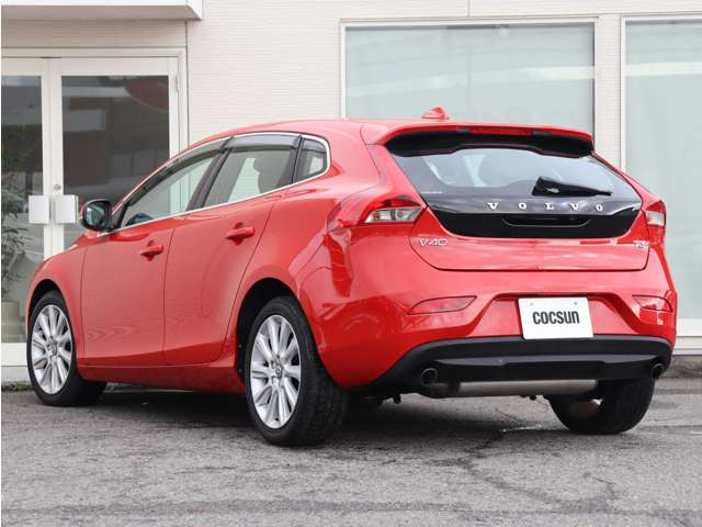 �V�i�����o�b�e���[�̓h�C�c��VARTA(�o���^)���g�p���܂��B���B�Ԃ̏����i�ɍ̗p����鍂�i���o�b�e���[�ł��B