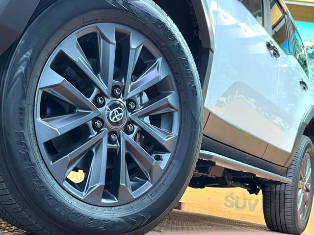 �y����20�C���`�A���~�z�C�[���z�O�ςɃ}�b�`���������A���~�z�C�[���𑕒����Ă���܂��B�e��ЊO�A���~�z�C�[����A�X�^�b�h���X�^�C�����戵�����Ă���܂��B���񂲑��k����������