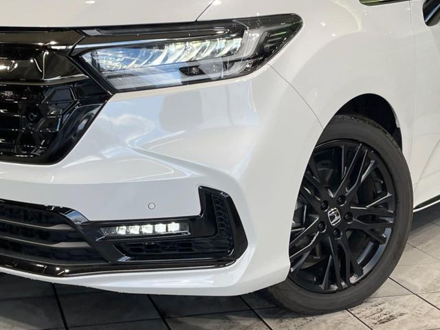 �yLED�w�b�h���C�g�z���V����ԑ��s�����ǍD�Ȏ��E���m�ۂ����S���ĉ^�]�ł��鍂�P�xLED�w�b�h���C�g�𑕔�!�_�����x�������A����d�͂��}�����Ă��܂��B