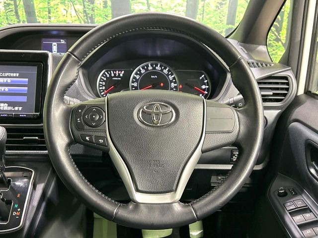 �y�����v�����X�e�A�����O�z�㎿�Ȋv���g�p���邱�ƂŁA��ɂ����������݂ƂĂ��^�]���₷���n���h���ł���