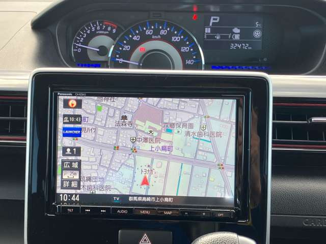 ����8�C���`�i�r�t���Z�OTV�tBluetooth�Ή��ł��BCD/DVD�Đ��s�ł��B�^��CN-RZ843