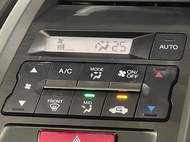 �y�I�[�g�G�A�R���z��x���D�݂̉��x�ɐݒ肷��΁A�ԓ��̉��x�����m�����ʂ≷�x�������Œ����B����&hellip;����&hellip;�Ɖ��x���X�C�b�`���������K�v�͂���܂���B���K�Ȏԓ���Ԃɂ͕K�{�̋@�\�ł��ˁ�