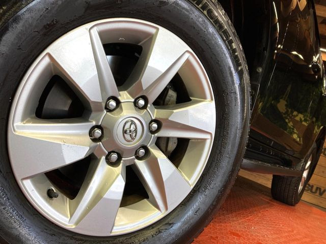 �y����17�C���`�A���~�z�C�[���z�O�ςɃ}�b�`���������A���~�z�C�[���𑕒����Ă���܂��B�e��ЊO�A���~�z�C�[����A�X�^�b�h���X�^�C�����戵�����Ă���܂��B���񂲑��k����������