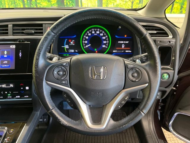 �y�V�e�B�u���[�L�A�N�e�B�u�V�X�e���z�ᑬ���s���ɑO���̎ԗ�����F�����A�Փ˂������Ȏ��͌x��ƃu���[�L�ŏՓˉ���Ɣ�Q�y�����A�V�X�g�B�����S�Ƀh���C�u�����y���݂��������܂��B