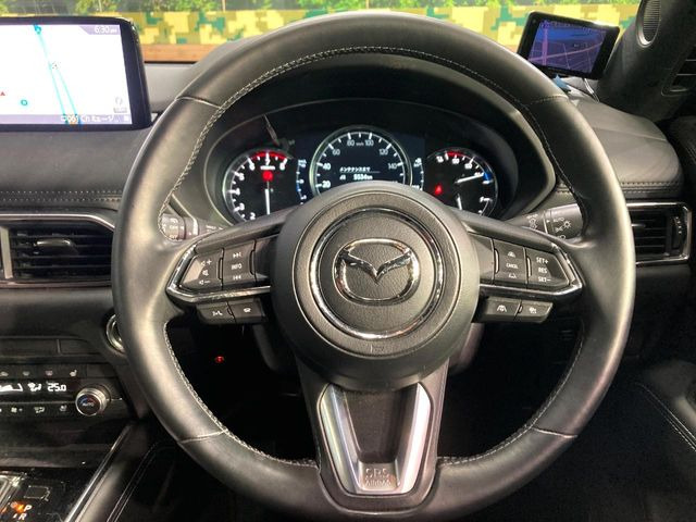 �y�����v�����X�e�A�����O�z�㎿�Ȋv���g�p���邱�ƂŁA��ɂ����������݂ƂĂ��^�]���₷���n���h���ł���