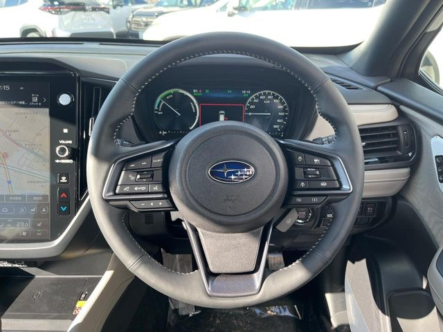 �y�����v�����X�e�A�����O�z�㎿�Ȋv���g�p���邱�ƂŁA��ɂ����������݂ƂĂ��^�]���₷���n���h���ł���