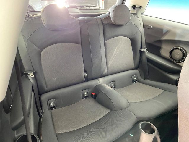 ���㕔���Ȃ��C�ɂȂ�悤�ȃL�Y�E�����ւ��蓙�A�傫�ȃ_���[�W�͂Ȃ��A�ǍD�ȏ�Ԃł��B