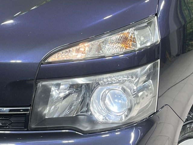 �yLED�w�b�h���C�g�z���V����ԑ��s�����ǍD�Ȏ��E���m�ۂ����S���ĉ^�]�ł��鍂�P�xLED�w�b�h���C�g�𑕔�!�_�����x�������A����d�͂��}�����Ă��܂��B