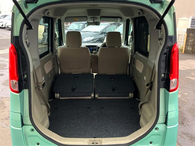 �����A�V�[�g��|���Ƃ���ȂɍL�X�Ƃ������Q�b�W���[���ɑ��ς����傫�ȉו��̂������������S�ł��ˁ�