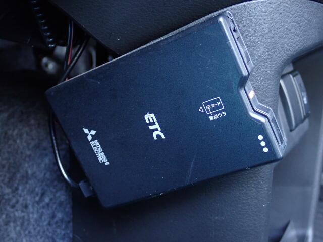 ETC�������Ă���܂��B�L�����H�̗������Œ�Ԃ��鎖�Ȃ��X���[�Y�ɒʉ߂ł��܂��B