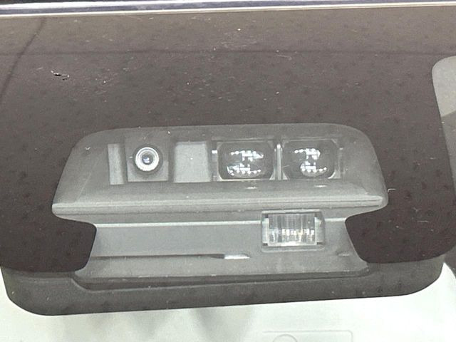 �y�X�Y�L �Z�[�t�e�B�T�|�[�g�z���s���ɑO���̎ԗ�����F�����A�Փ˂������Ȏ��͌x��ƃu���[�L�ŏՓˉ���Ɣ�Q�y�����A�V�X�g�B�����S�Ƀh���C�u�����y���݂��������܂��B