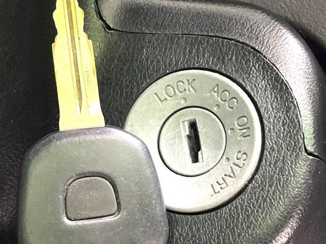 �y�L�[���X�z�������ꂽ�ꏊ����ł��{�^����Ńh�A�̊J���E�{�����ł���̂łƂ��Ă��֗�!�h�A�̌�������ɏ������邱�Ƃ�����܂����