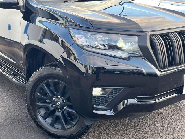 �yLED�w�b�h���C�g�z���V����ԑ��s�����ǍD�Ȏ��E���m�ۂ����S���ĉ^�]�ł��鍂�P�xLED�w�b�h���C�g�𑕔�!�_�����x�������A����d�͂��}�����Ă��܂��B