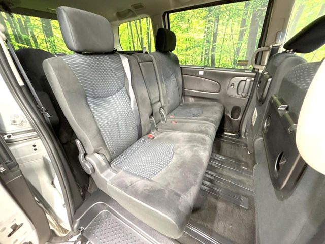 �L�X�Ƃ���2��ڃV�[�g�͋��Z���������A���S�n�����K!�F�B��Ƒ��Ƃ̂��o�����ɂ҂�����ł��B�x�r�[�V�[�g��`���C���h�V�[�g�g�p�������K�ɂ��߂�������������\���ȋ�Ԃ��m�ۂ��Ă��܂��B