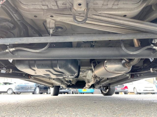 ����肪���ꂢ�Ȃ����ɁA�h�K���H�̎{�H���I�X�X���B�~��n��͂������A���ݕ��ɂ��Z���̕���A��Ń}�����E�E�B���^�[�X�|�[�c���������ɑ�ύD�]���������Ă���܂��B