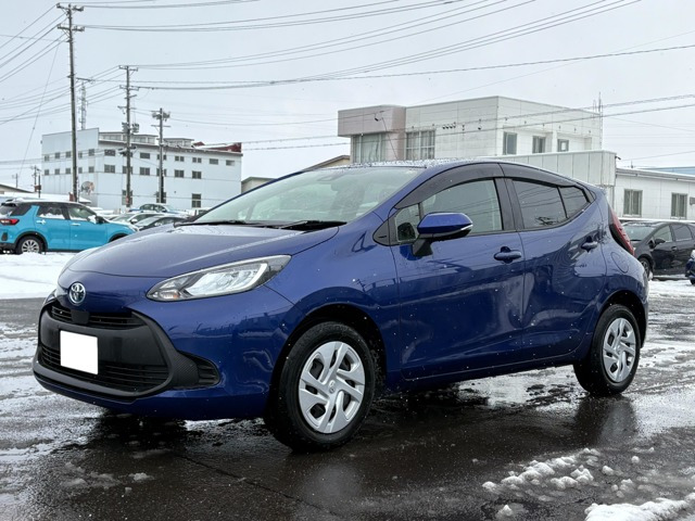 アクア1.5 X E-Four 4WD