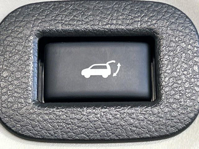 �y�p���[�o�b�N�h�A�z�X�}�[�g�L�[��^�]�Ȃ̃{�^�������������Ń��A�Q�[�g�������ŊJ���܂�!�ו��������Ă��鎞��A�����ʒu�ɂ���o�b�N�h�A��߂�ۂɕ֗��ȋ@�\�ł���