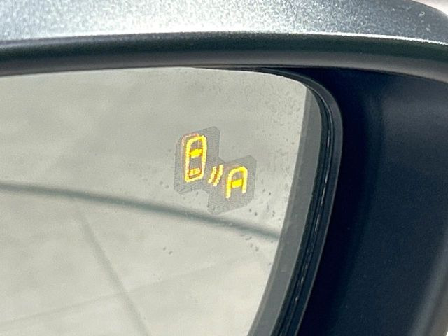 �y�u���C���h�X�|�b�g���j�^�����O�z���s���A�h�A�~���[�̎��p�ɂȂ�₷���ӏ��Ɍ㑱�Ԃ��ڋ߂���ƃT�C�h�~���[�t�߂Ɍx����\���A�h���C�o�[�ɒ��ӊ��N�����Ă���܂��B