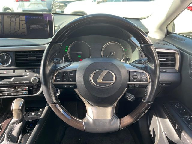 �y�����v�����X�e�A�����O�z�㎿�Ȋv���g�p���邱�ƂŁA��ɂ����������݂ƂĂ��^�]���₷���n���h���ł���