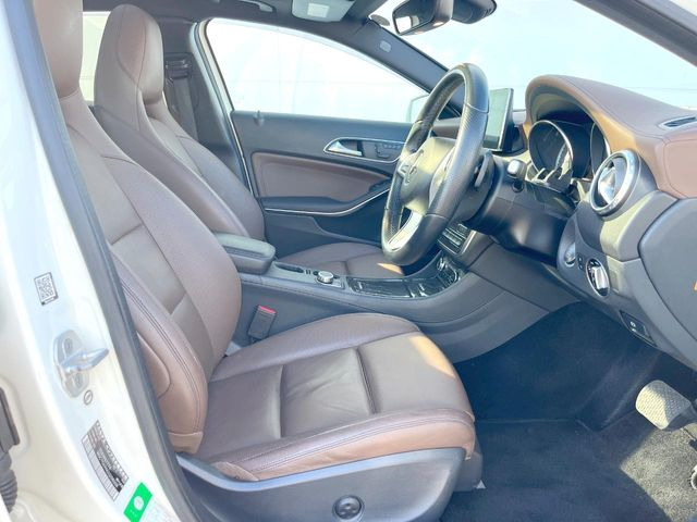 ���V�[�g�̎g�p��:�j��E�ւ�������Ȃ��A�����̒ʂ肫�ꂢ�ȏ�Ԃ��ێ����Ă���܂��B�܂��A�����N���[�j���O�E�R�[�e�B���O�����p�����������܂��B