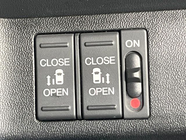 �y�����p���[�X���C�h�h�A�z�X�}�[�g�L�[��^�]�Ȃ̃X�C�b�`�Ō�ȗ����X���C�h�h�A�̊J���\���d��������͂����ăh�A���J����K�v�������A�����Ȃ��q�l�ł��ȒP�ɊJ���߂ł����K�ł���