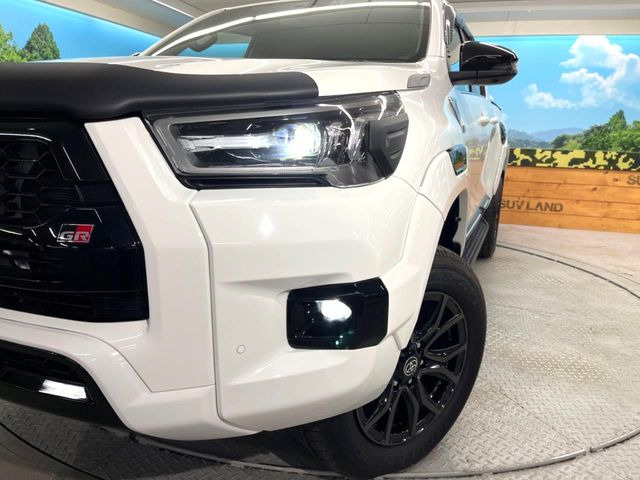 �yLED�w�b�h���C�g�z���V����ԑ��s�����ǍD�Ȏ��E���m�ۂ����S���ĉ^�]�ł��鍂�P�xLED�w�b�h���C�g�𑕔�!�_�����x�������A����d�͂��}�����Ă��܂��B