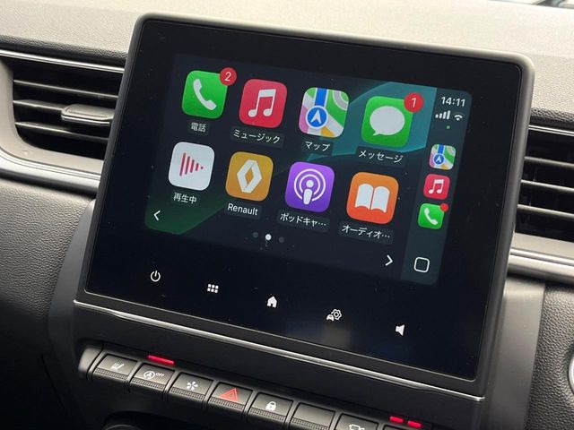 ��Apple Car Play:�X�}�z�Ƃ̗L���ڑ��ŁA�i�r�E�I�[�f�B�I�Đ��ȂǃX�}�z�̃A�v���@�\����ʂł��g����֗��@�\�ł�!