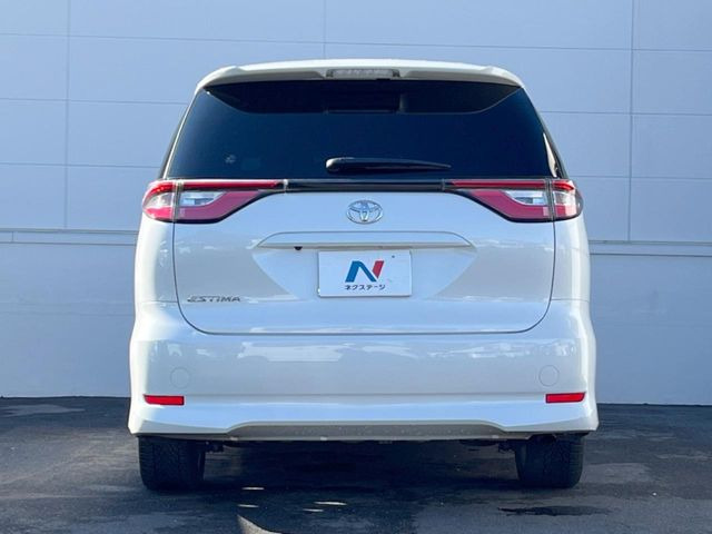 安心の最長10年・走行無制限保証(有償)をご用意。保証内容も充実はもちろん、無料点検&オイル交換や、年中無休の全国・24時間ロードサービスも付帯されておりますのでご安心下さい。