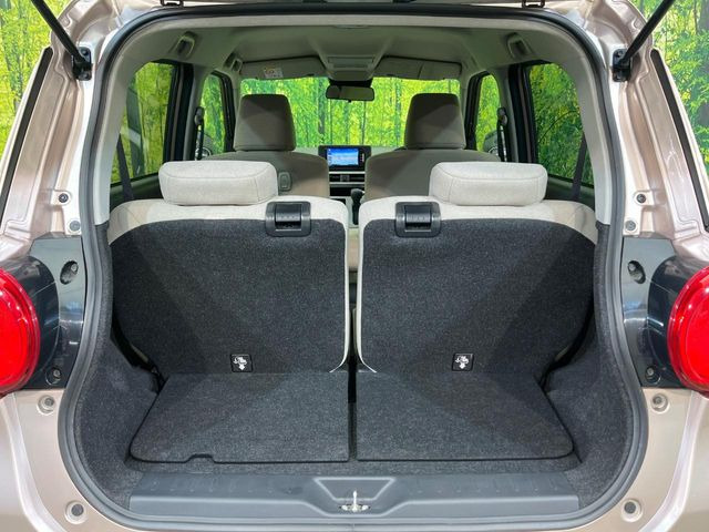 ���i�̂���������ʋ΁A���}���ɏ\���ȉ׎��X�y�[�X���m�ۂ��Ă���܂��B�Z�J���h�V�[�g��|���ƁA�傫�ȉו��̐ύڂ��\�ł���