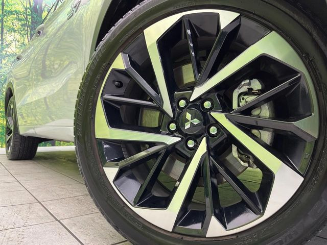 �y����20�C���`�A���~�z�C�[���z�O�ςɃ}�b�`���������A���~�z�C�[���𑕒����Ă���܂��B�e��ЊO�A���~�z�C�[����A�X�^�b�h���X�^�C�����戵�����Ă���܂��B���񂲑��k����������