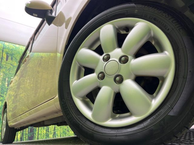 �y����14�C���`�A���~�z�C�[���z�O�ςɃ}�b�`���������A���~�z�C�[���𑕒����Ă���܂��B�e��ЊO�A���~�z�C�[����A�X�^�b�h���X�^�C�����戵�����Ă���܂��B���񂲑��k����������