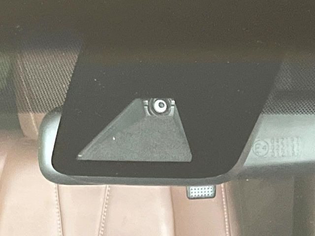 �y�v���N���b�V���Z�[�t�e�B�z�O���̎ԗ��������m���A�Փ˂������Ȏ��͌x��Œ��ӂ𑣂��A�u���[�L�𓥂ޗ͂��T�|�[�g�B�u���[�L�𓥂߂Ȃ������ꍇ�͏Փ˔�Q�y���u���[�L���쓮�A�Փˉ�����T�|�[�g���܂��B