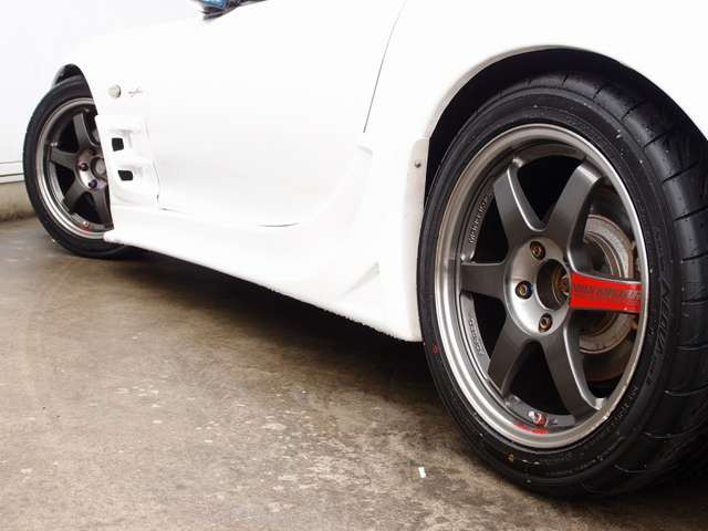 �J�[�{�����G�A���~���[/�A�y�b�N�X�p���[FC/FC�R�}���_�[/HKSEVC/BLTZ�ǉ����[�^�[�u�[�X�g�A�����A����/BRIDE�V�[�g/HKS�^�[�{�^�C�}�[/�ЊO���W�G�[�^�[/�g���X�g�C���e�[�N�L�b�g