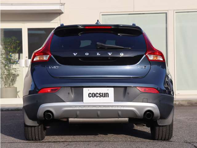 ���s�^�G���W���ɂ̓{���{�̔F�؂��擾����MOTUL�̍����I�C��SPECIFIC RBS0-2AE(0W-20)���g�p���܂��B