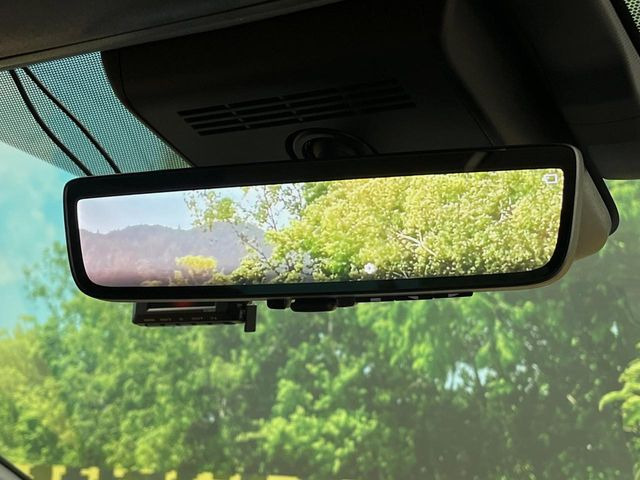 �y�f�W�^���C���i�[�~���[�z��Ȃ̑傫�ȉו��⓯��҂Ō�����m�F���Â炢���ł����S!�J�������B�e�����ԗ�����̉f�������[���~���[���ɕ\���B�N���A�Ȏ��E�ŏ󋵂̊m�F���\�ł�!