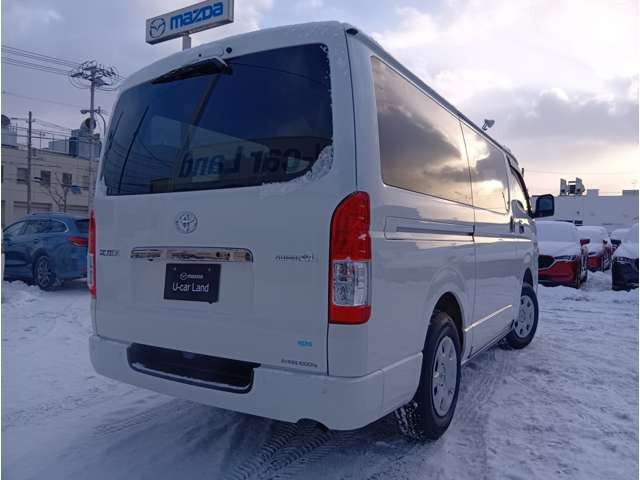 ハイエースバン