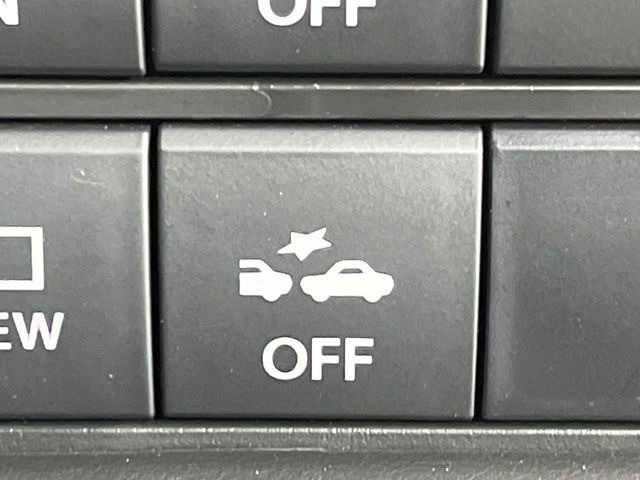 �y�f���A���J�����u���[�L�T�|�[�g�z���s���ɑO���̎ԗ�����F�����A�Փ˂������Ȏ��͌x��ƃu���[�L�ŏՓˉ���Ɣ�Q�y�����A�V�X�g�B�����S�Ƀh���C�u�����y���݂��������܂��B