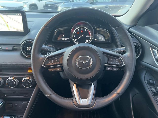 �y�����v�����X�e�A�����O�z�㎿�Ȋv���g�p���邱�ƂŁA��ɂ����������݂ƂĂ��^�]���₷���n���h���ł���