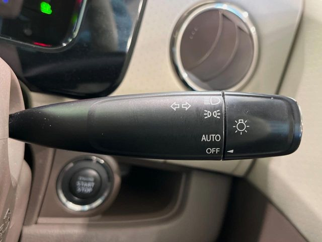 �y�I�[�g���C�g�z����̖��邳�ɉ����Ď����Ńw�b�h���C�g�̓_���E�������ł���@�\�ł�!���C�g�̕t���Y��E�����Y��Ȃǂ������Ȃ�A�J�̓���[���̑��s�����S!�g���l���ʉߎ����֗��ł��ˁ�