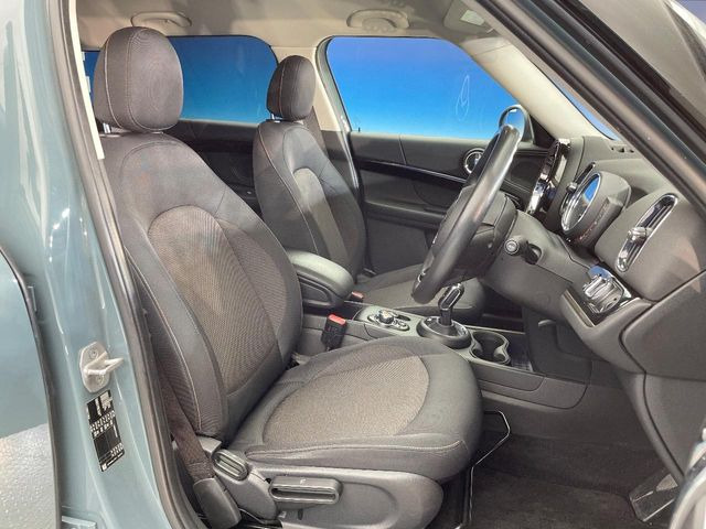 ���V�[�g�̎g�p��:�j��E�ւ�������Ȃ��A�����̒ʂ肫�ꂢ�ȏ�Ԃ��ێ����Ă���܂��B�܂��A�����N���[�j���O�E�R�[�e�B���O�����p�����������܂��B