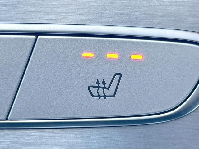 ���t�����g�V�[�g�q�[�e�B���O:�^�]�ȁE����ȋ��ɎO�i�K�Œ��߂��\�ȃV�[�g�q�[�^�[�𑕔����Ă���܂��B�G�߂��킸���K�ɂ��g�p���������܂��B