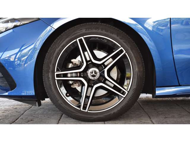 AクラスセダンA200d AMGラインパッケージ