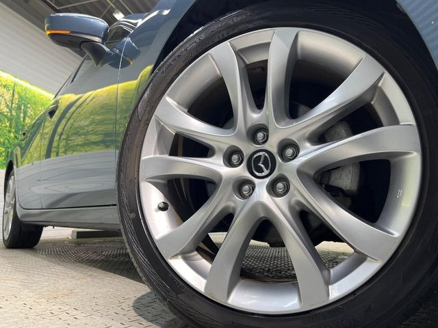 �y����19�C���`�A���~�z�C�[���z�O�ςɃ}�b�`���������A���~�z�C�[���𑕒����Ă���܂��B�e��ЊO�A���~�z�C�[����A�X�^�b�h���X�^�C�����戵�����Ă���܂��B���񂲑��k����������