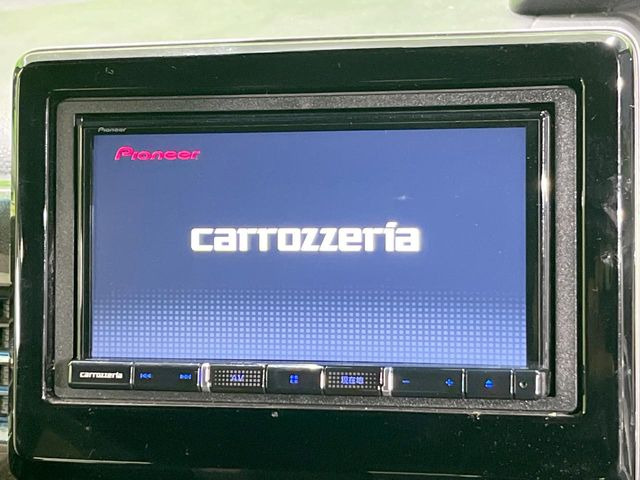 �y�����i�r�z�l�C�̏����i�r�𑕔����Ă���܂��B�i�r�̎g���₷���͂������A�I�[�f�B�I�@�\���[��!�L�����v�◷�s�͂������A�ʋ΂┃�����ȂǕ��i�̃h���C�u���y�����Ȃ�͂���