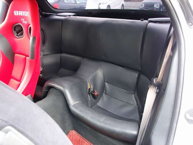 �l�C��RX-7�J�X�^���ԗ��̓���!���[�^���[�ł͗L���ȃi�C�g�X�|�[�c�ɂ�10�N�Ԑ����A�����e�i���X���s���ARAYS��TE3717AW�AC-WEAST�G�A���A�i�C�g�X�|�[�c�p�[�c�ȂǑ����̍��z�p�[�c����