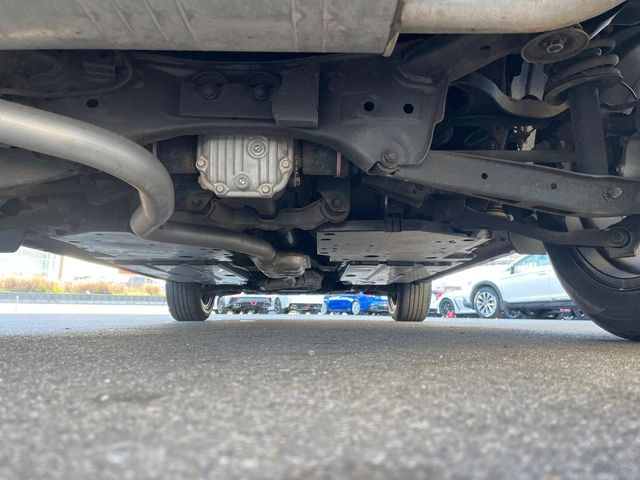 ����肪���ꂢ�Ȃ����ɁA�h�K���H�̎{�H���I�X�X���B�~��n��͂������A���ݕ��ɂ��Z���̕���A��Ń}�����E�E�B���^�[�X�|�[�c���������ɂ��D�]���������Ă���܂��B